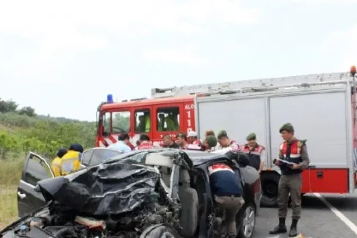 Sakarya’da feci kaza: 5 ölü, 2 yaralı