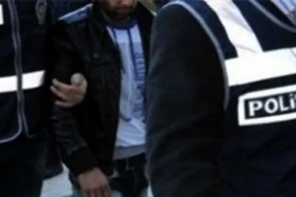 "Valiyim" diyerek iş adamını dolandırmak istedi