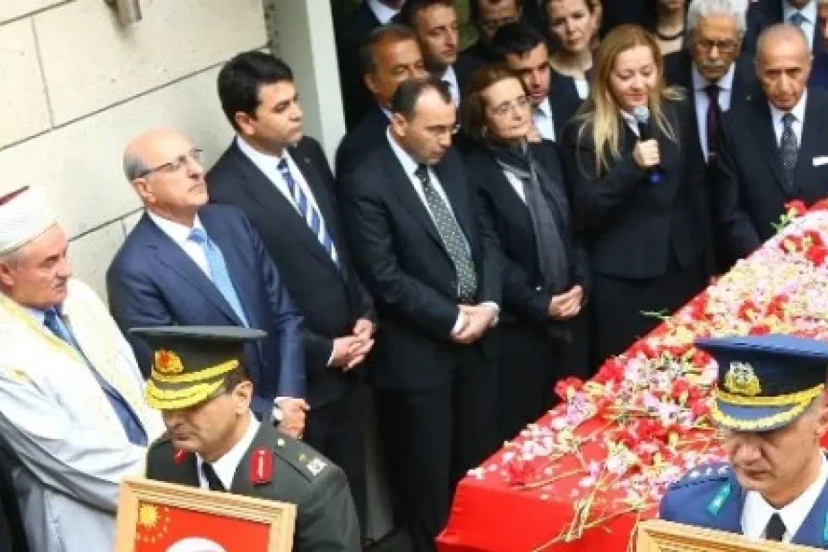 Ankara’da Demirel’e veda