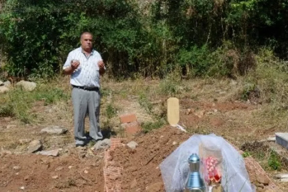 Cansu’nun babası Babalar Günü’ne buruk girdi