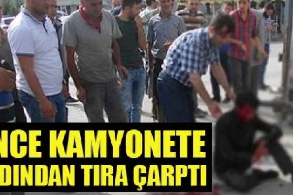 Hem kamyonete hem tıra çarptı