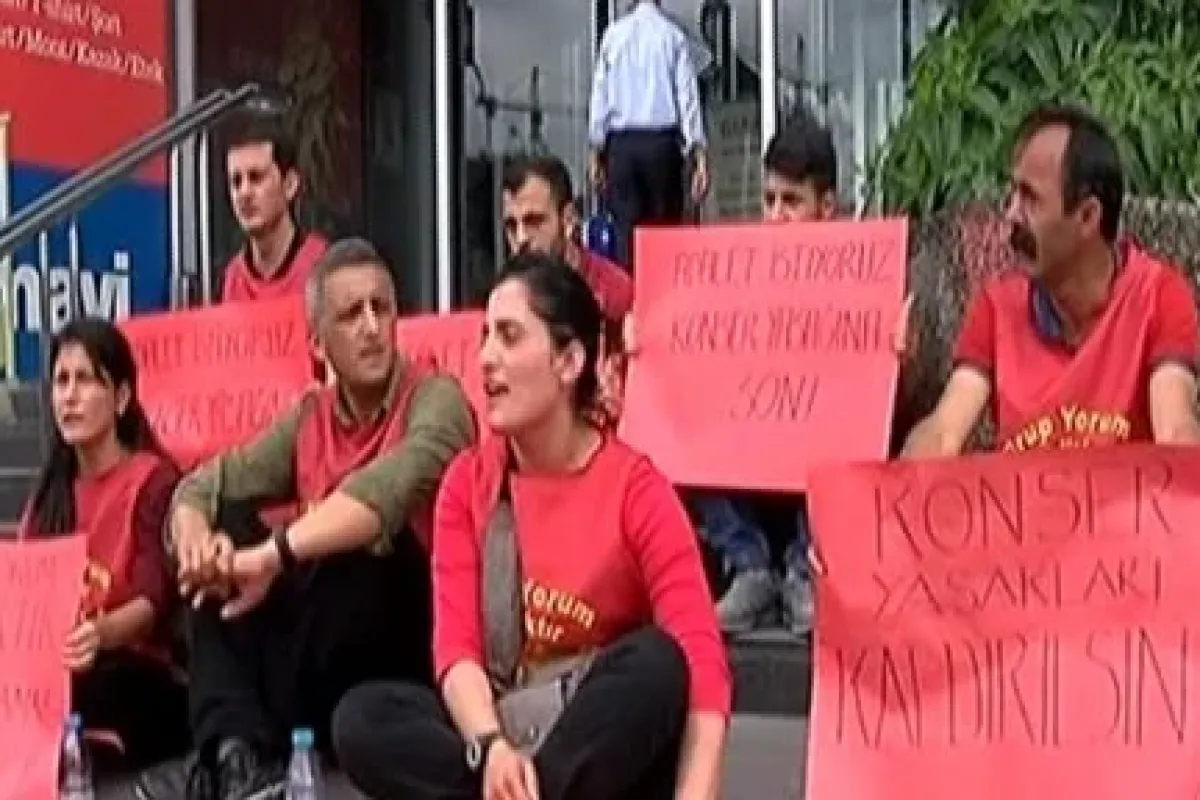 Grup Yorum’dan oturma eylemi