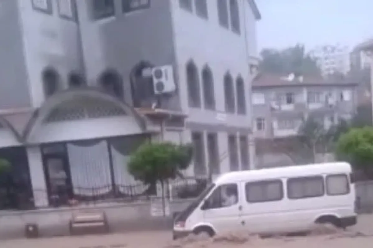 Ankara sular altında