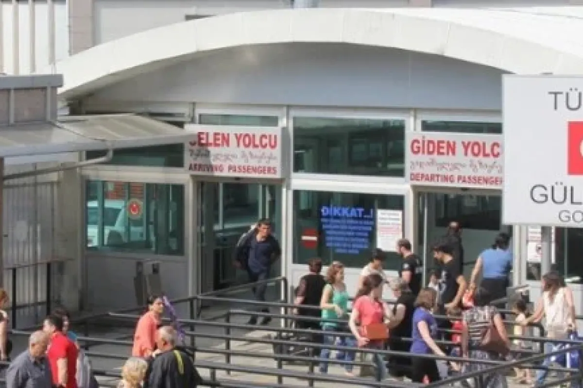 Sınır kapısında fıkra gibi olay