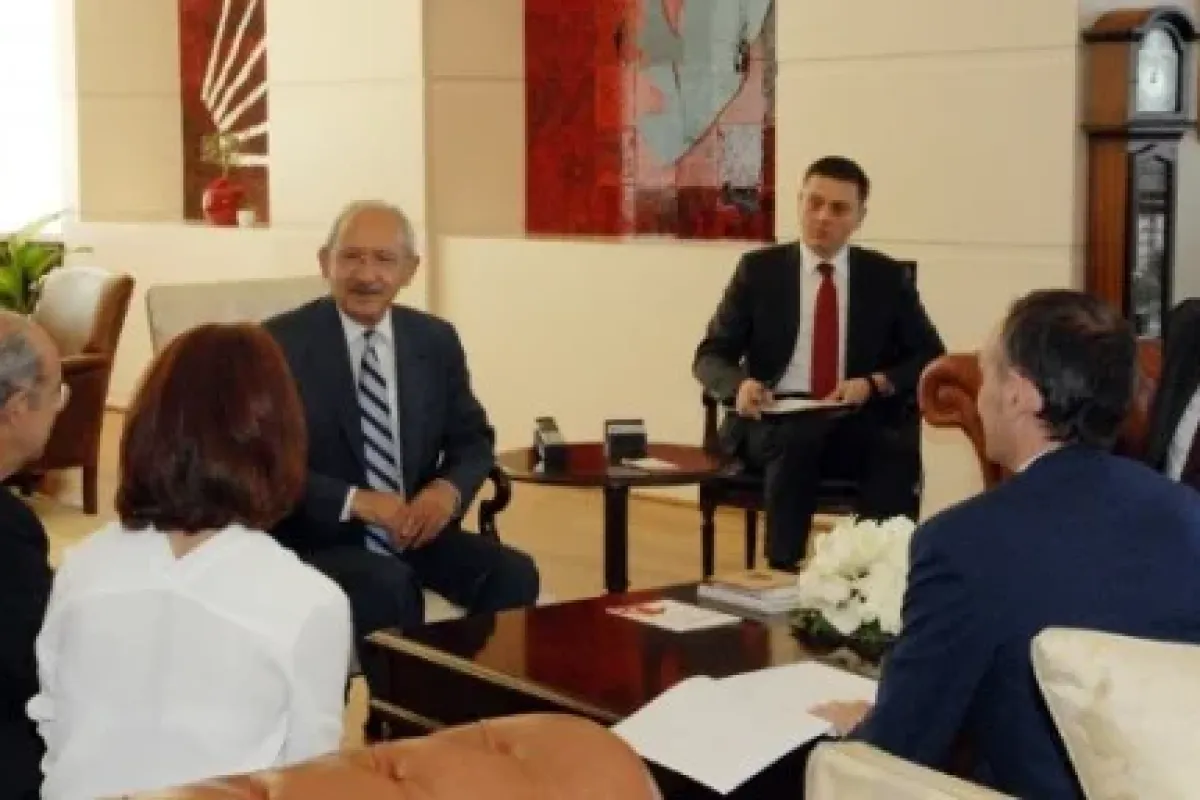 İtalyan büyükelçi ile görüştü