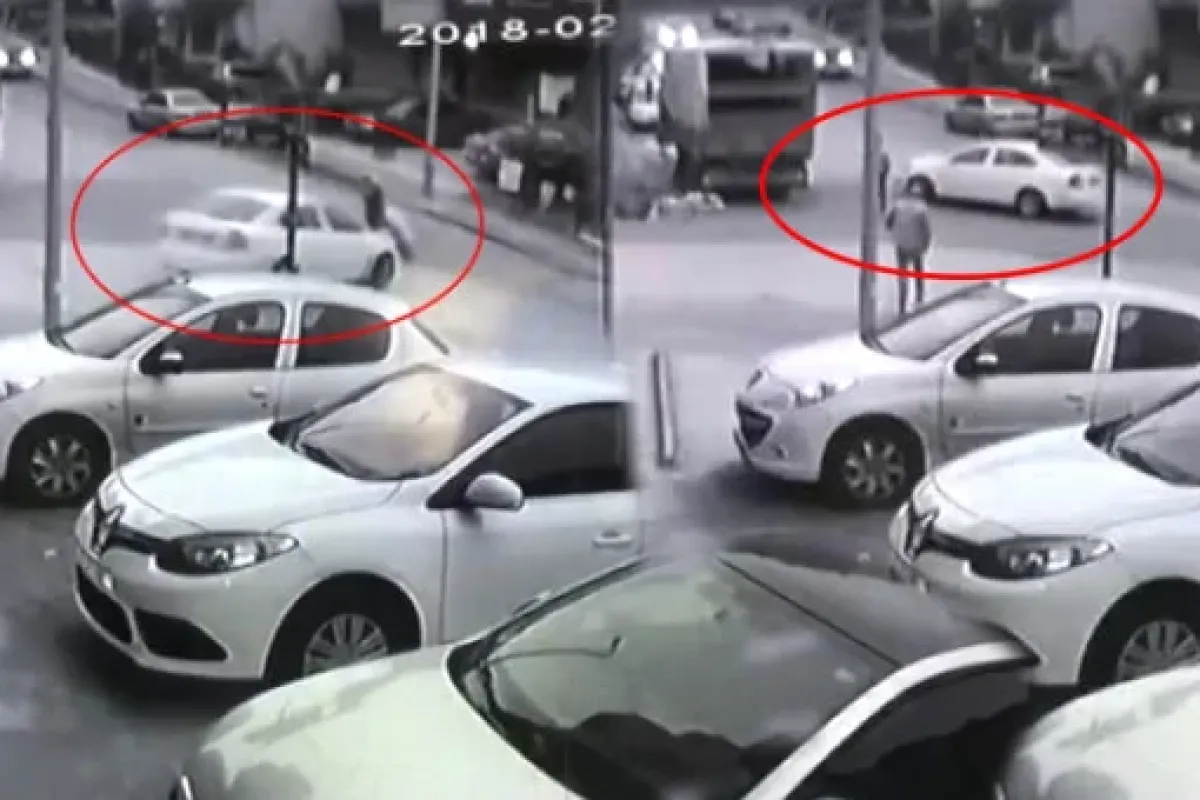 Otomobilin Yayaya Çarpıp Kamyonetle Arasında Sıkıştırdığı Anlar Kamerada