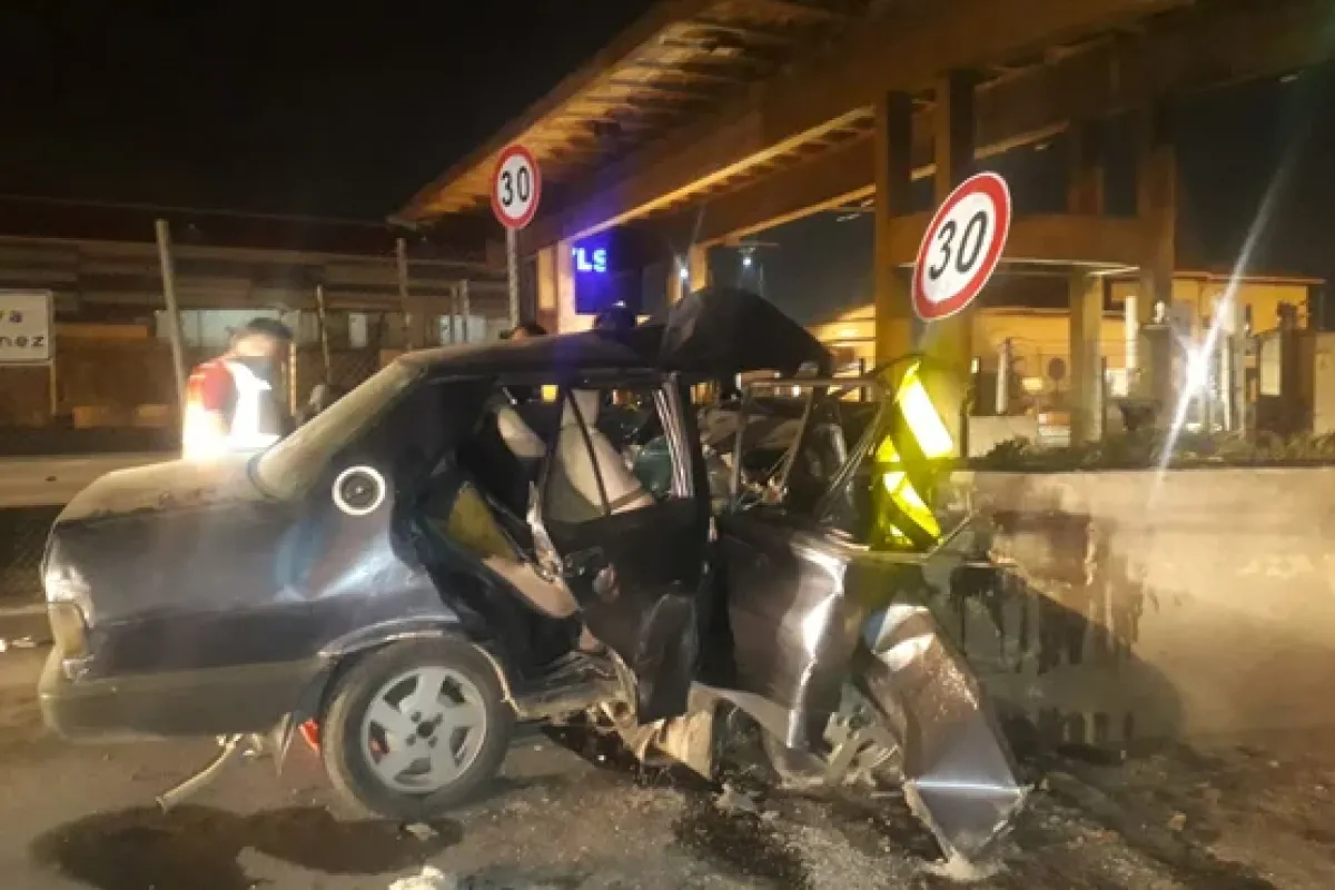 Otoyol gişelerinde feci kaza