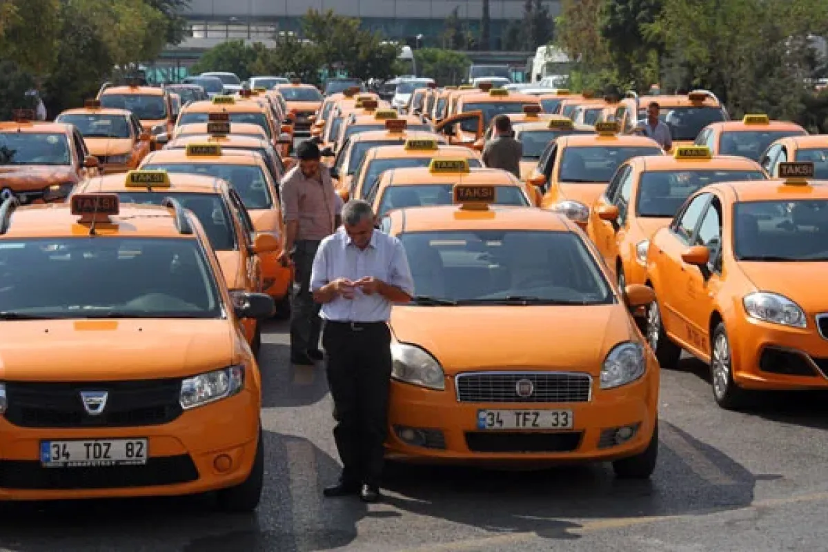 İçişleri Bakanlığı, yolcuyu mağdur eden taksici sorununa el koydu