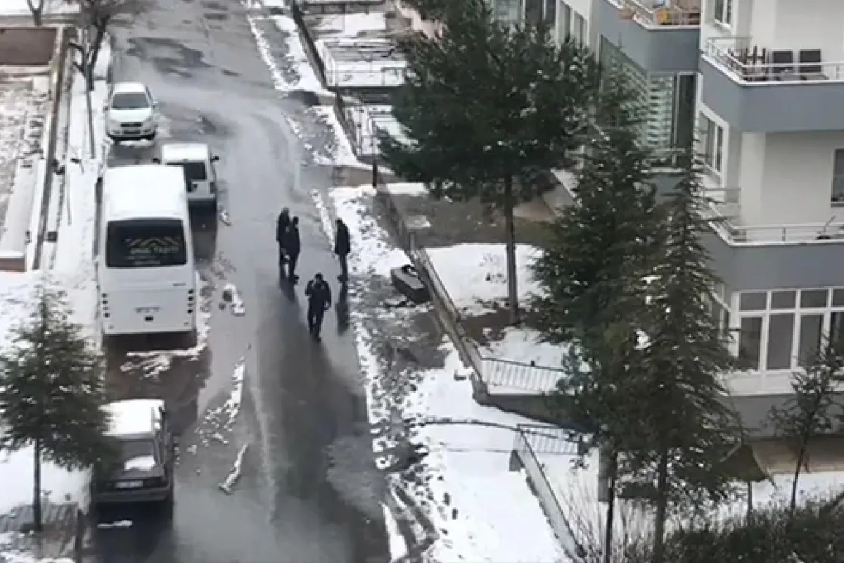 Mahalleye bırakılan tabut polisi harekete geçirdi