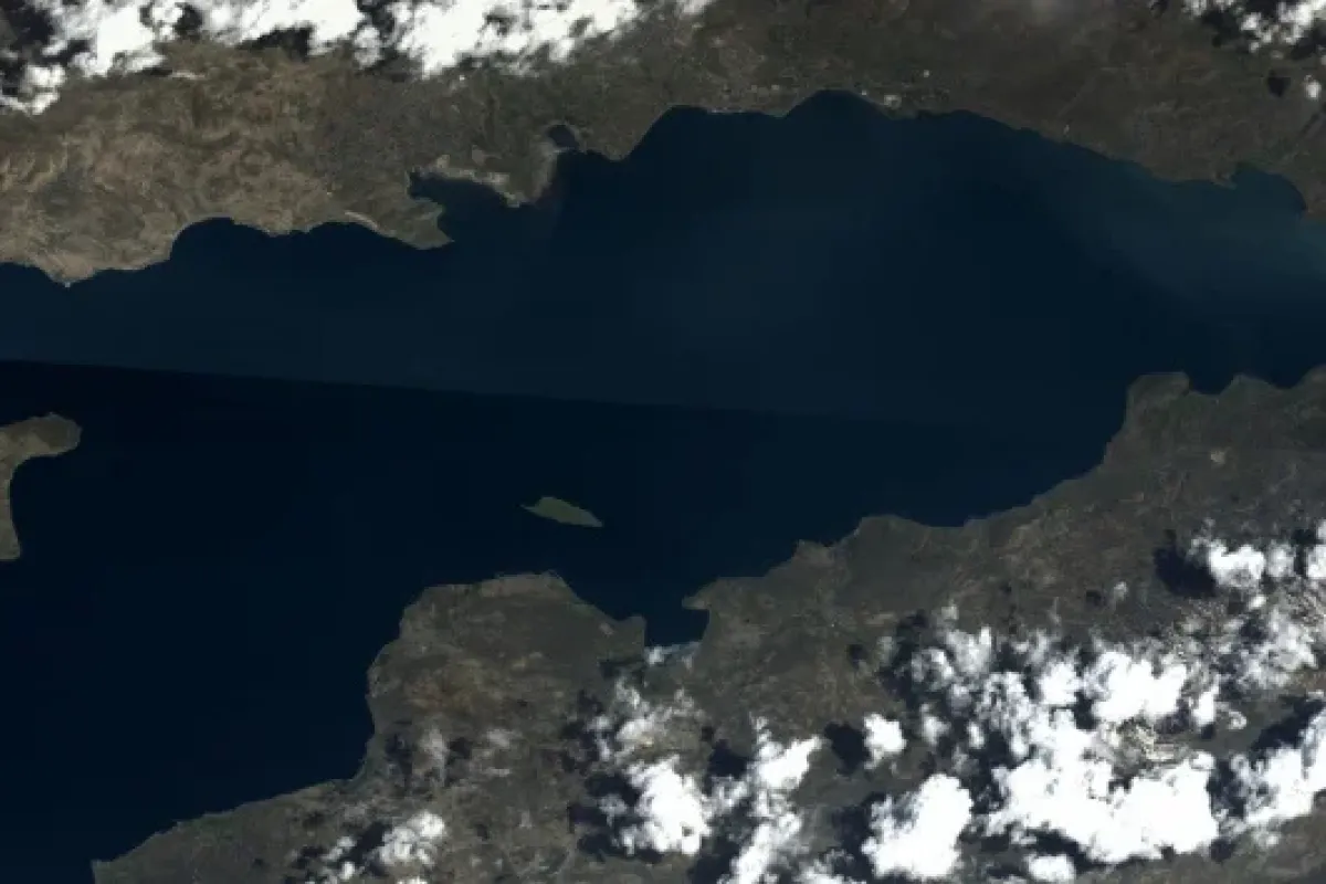 Göktürk uydusunun objektifinden Van Gölü