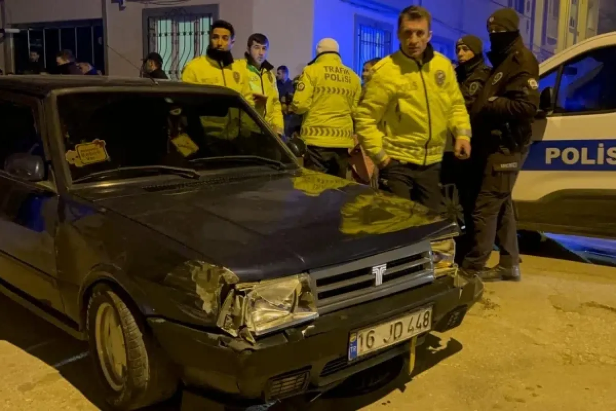 Kaza yaptı, aracı bırakıp kaçtı