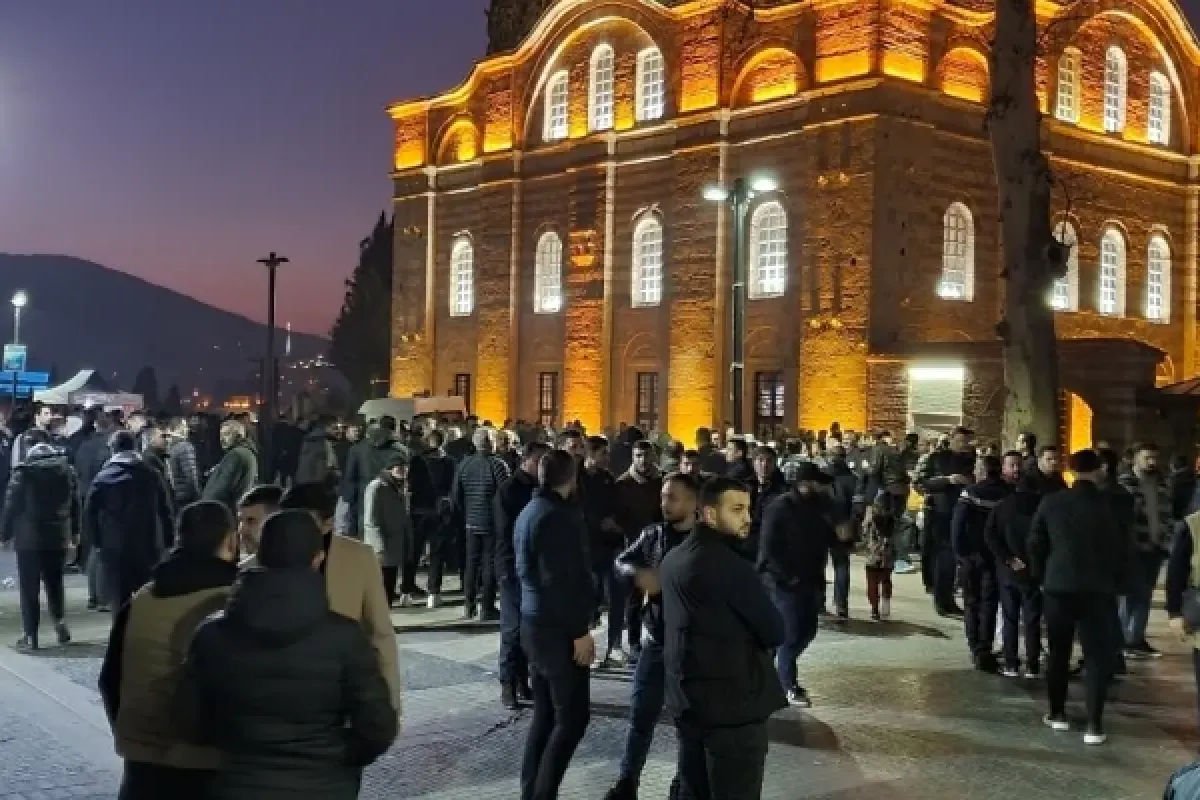 Emir Sultan'da Sinan Ateş'in ruhuna Kur'an tilaveti