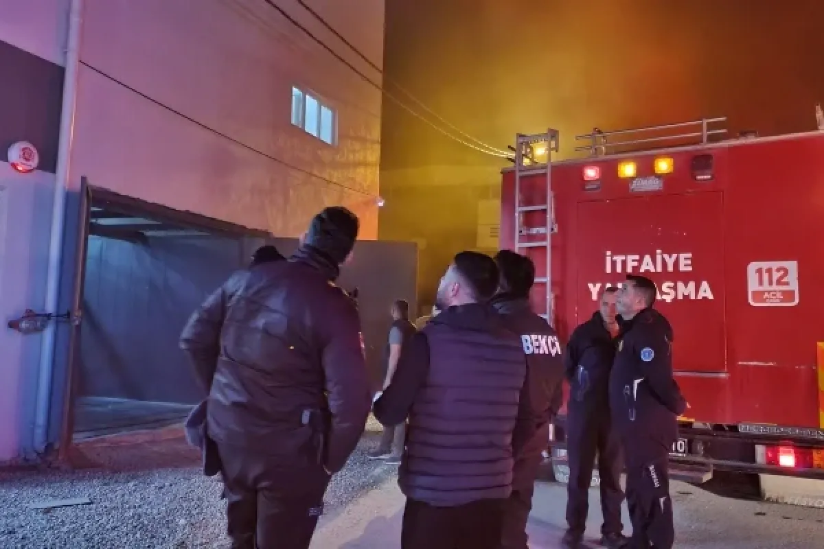 Mobilya sanayinde yangın paniği