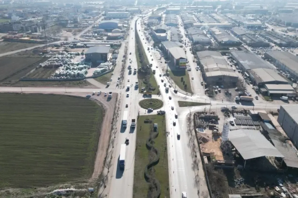 ALANYURT YOLU TRAFİĞE KAPANIYOR