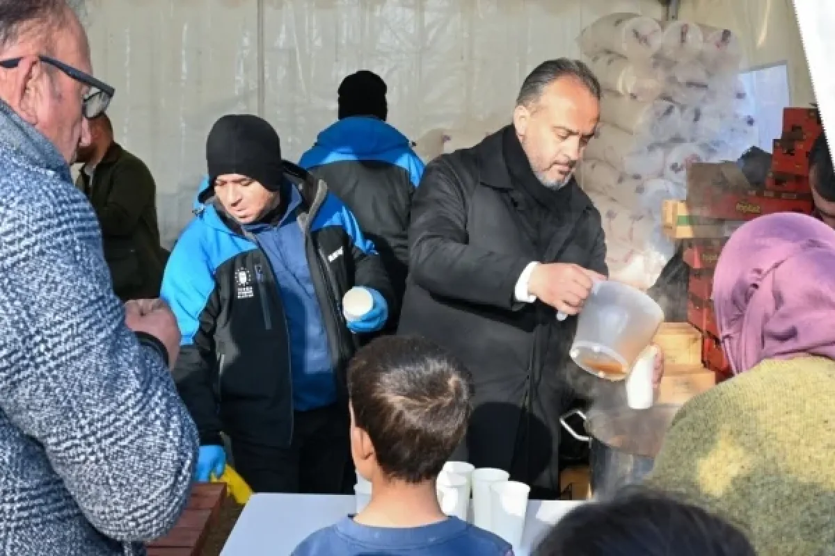 Gün, depremzedeler için birlik günü