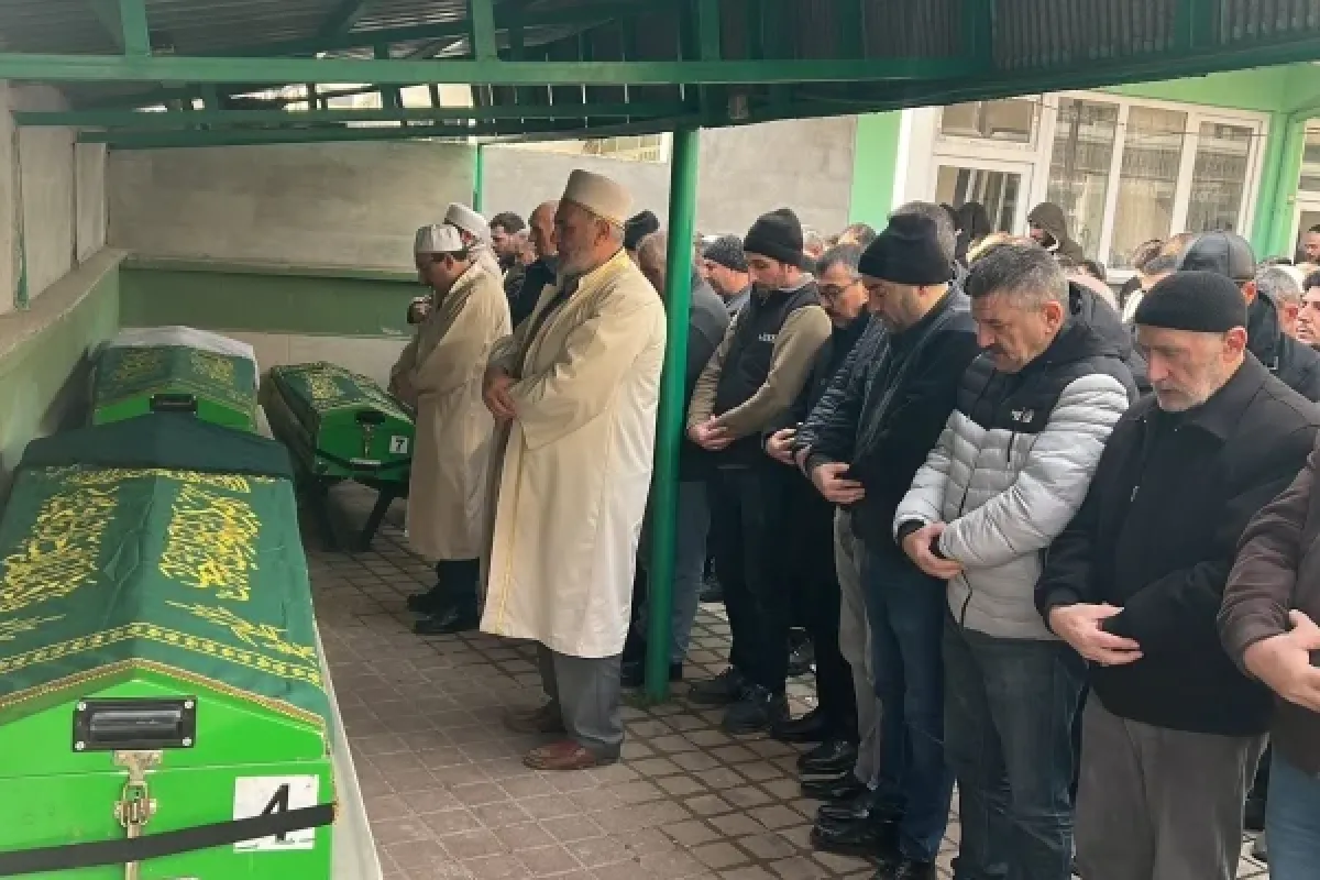 Depremzedelere yardıma giden genç, trafik kazasında hayatını kaybetti