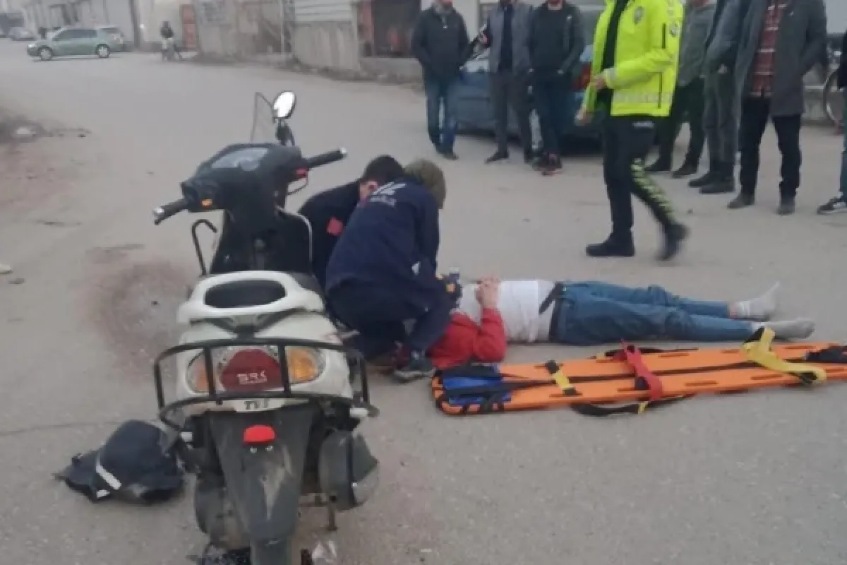Otomobille motosiklet çarpıştı; 1 yaralı