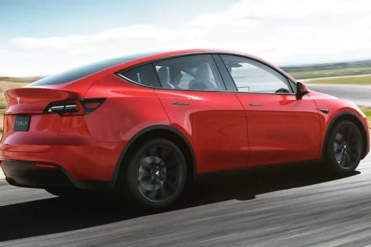Tesla Model Y Türkiye pazarında: Fiyatlar açıklandı