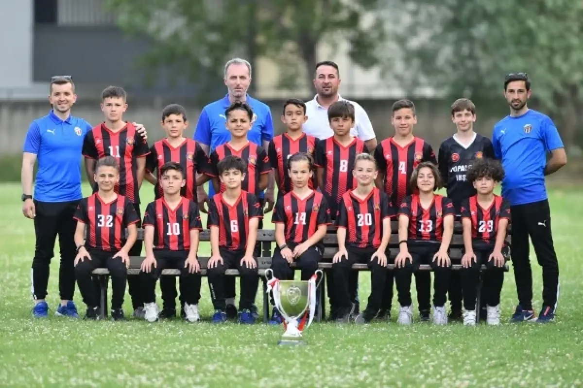 Şampiyon takıma yemek