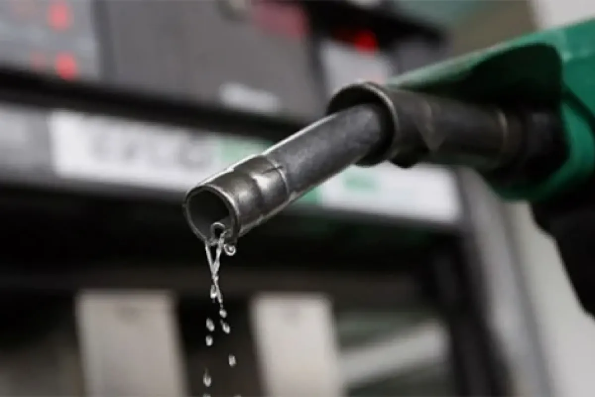Motorine bir zam daha yolda