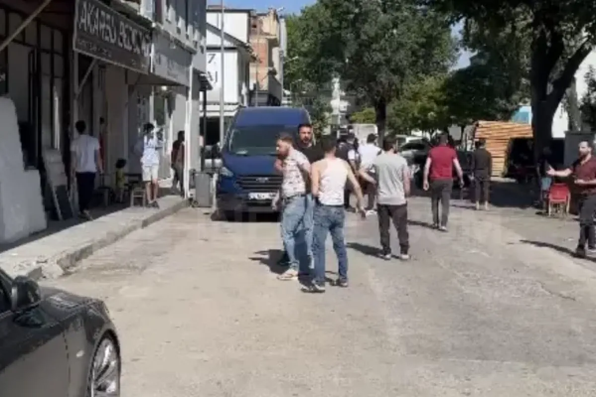 Amcasının oğlunu bıçakla yaraladı