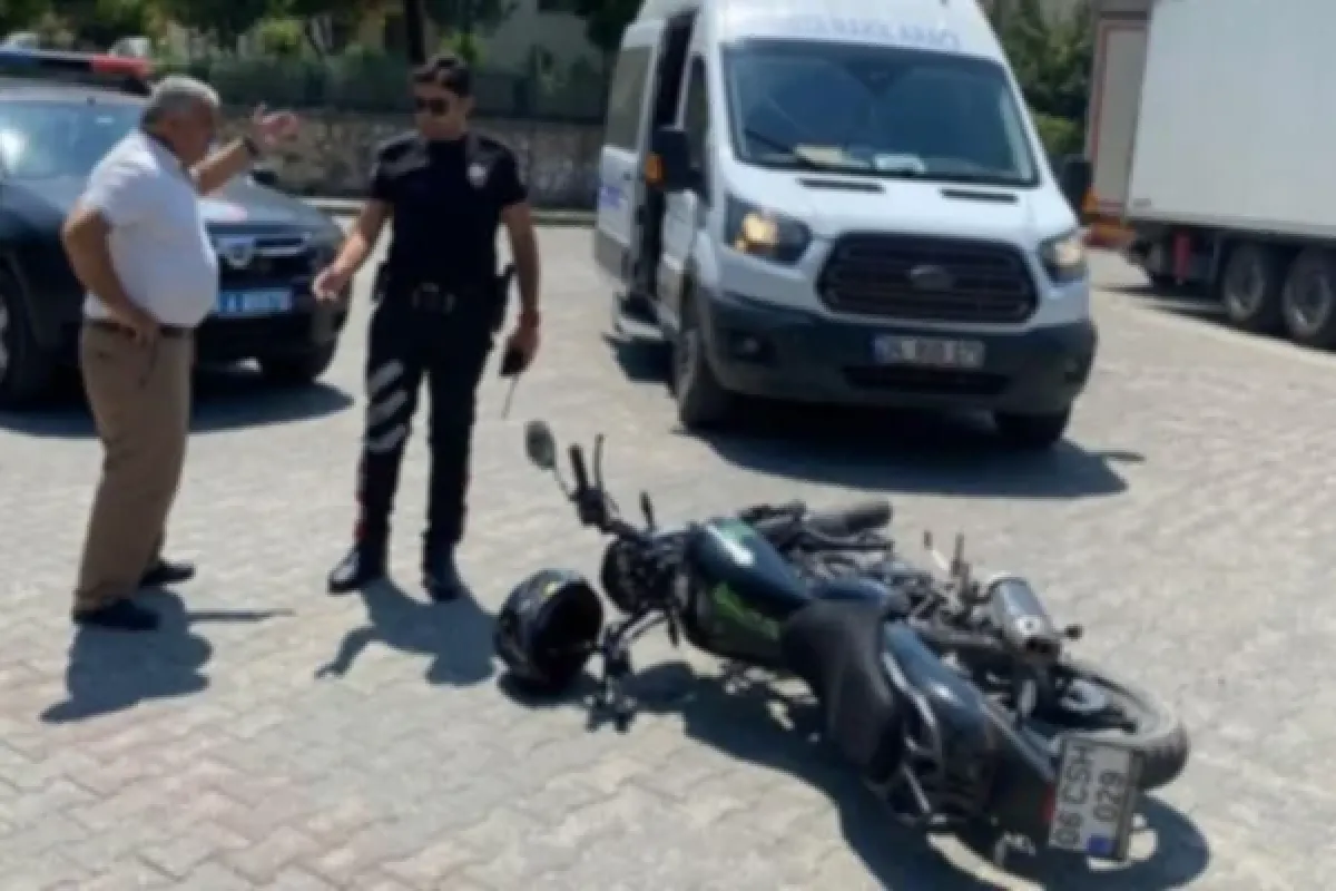 Motosiklet sürücüsü yaralandı