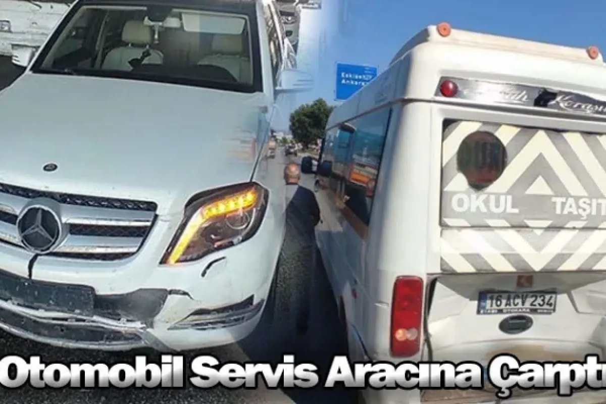Otomobil Servis Aracına Çarptı