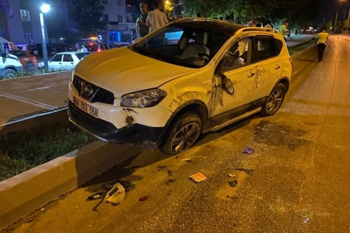 İnegöl'de otomobil ile cip çarpıştı: 1'i çocuk 5 kişi yaralandı