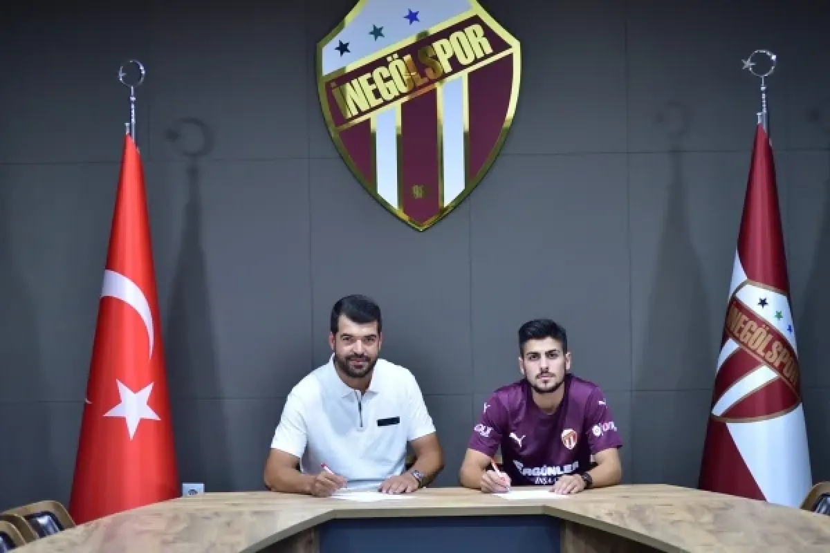 Kerem Şimşek 4 yıllık imzayı attı