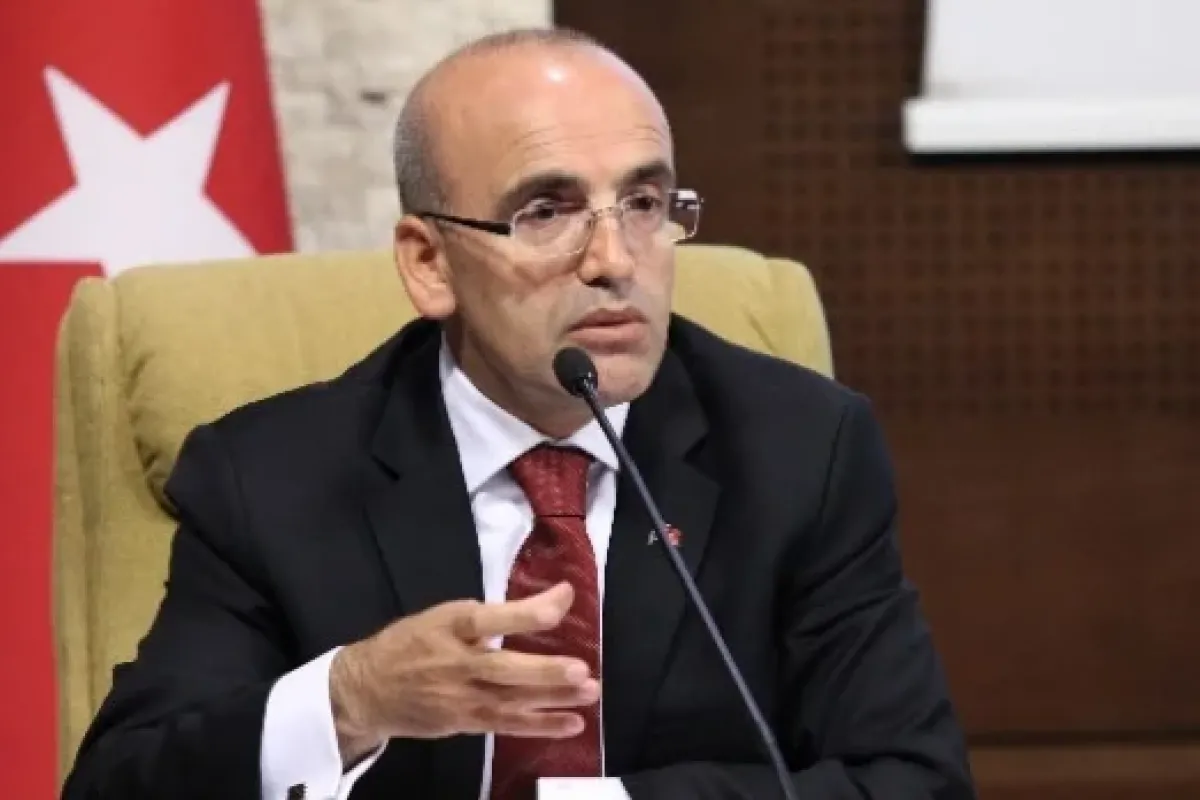 Öğrencilere vergisiz telefon! Bakan Şimşek son bilgileri paylaştı