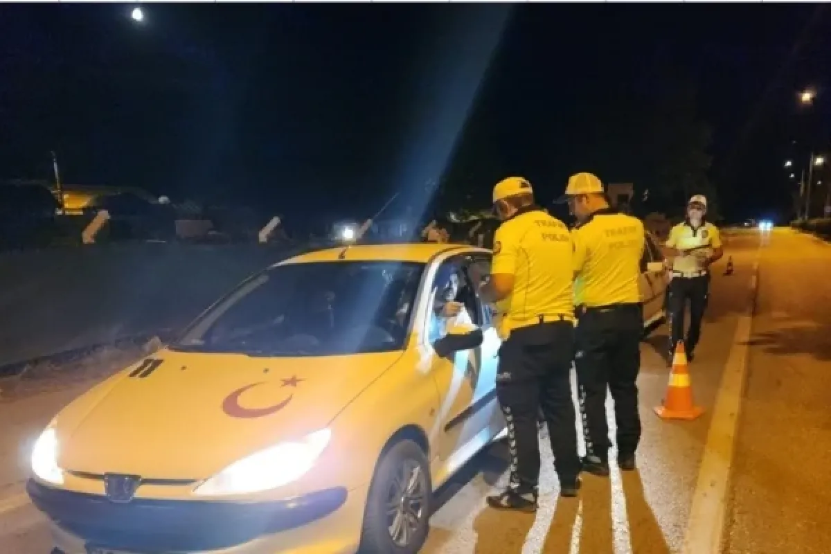 Polis ekiplerinden 'şok' uygulama