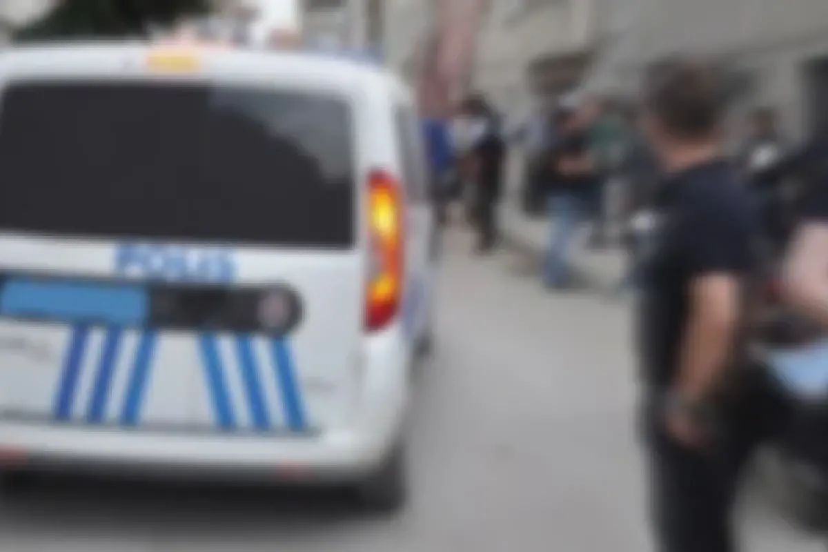 Polisi görünce kaçmaya çalıştı, kıskıvrak yakalandı