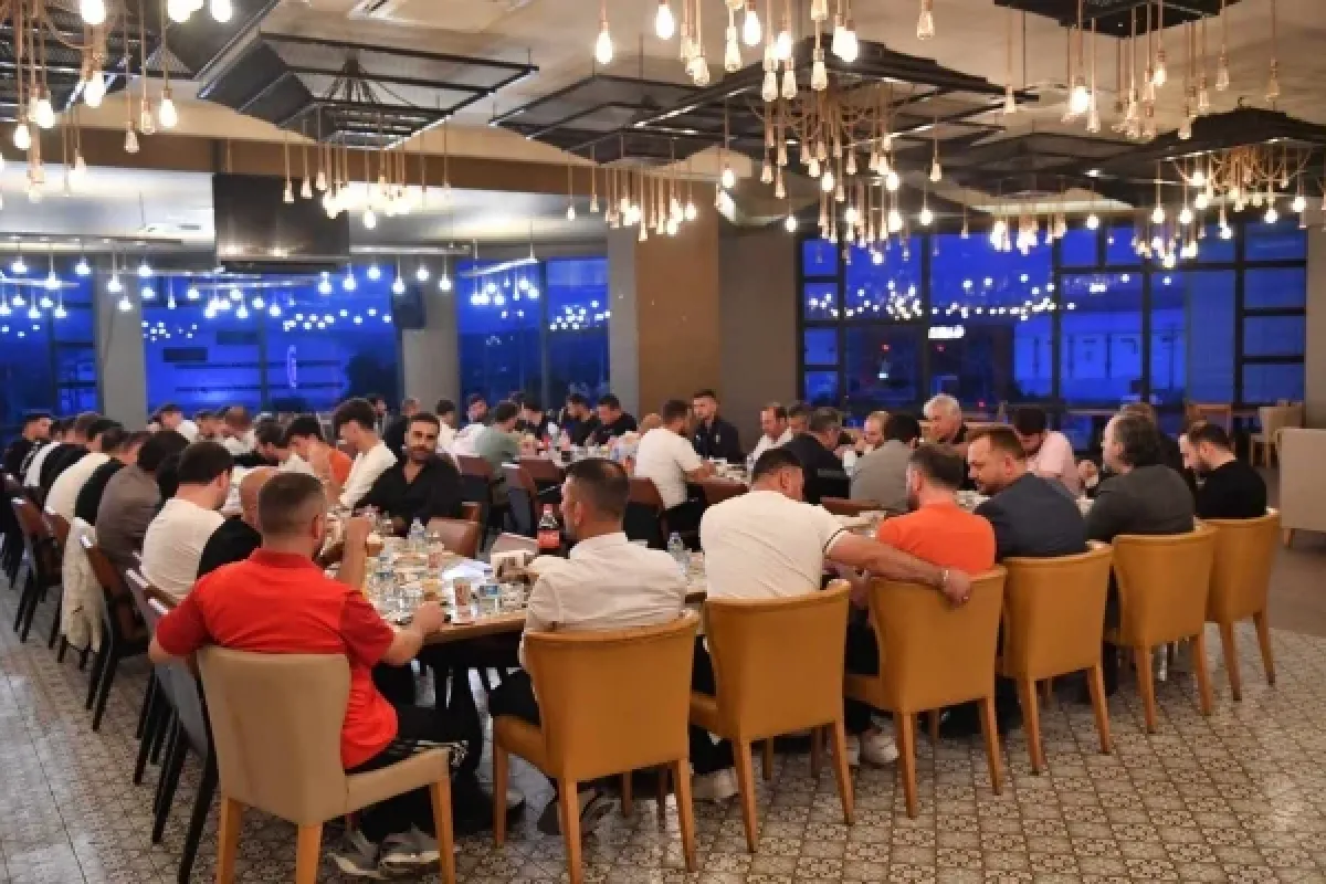 Kocaağa'dan İnegölspor'a Moral Yemeği