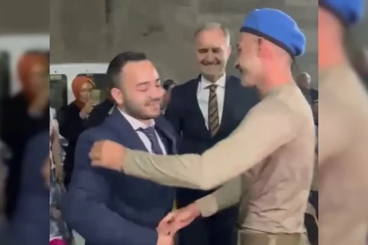 Asker kardeşten ağabeyine nişan sürprizi