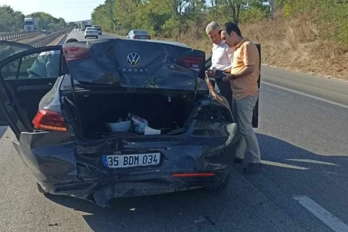 İnegöl'de 2 otomobil çarpıştı! Çok sayıda yaralı var