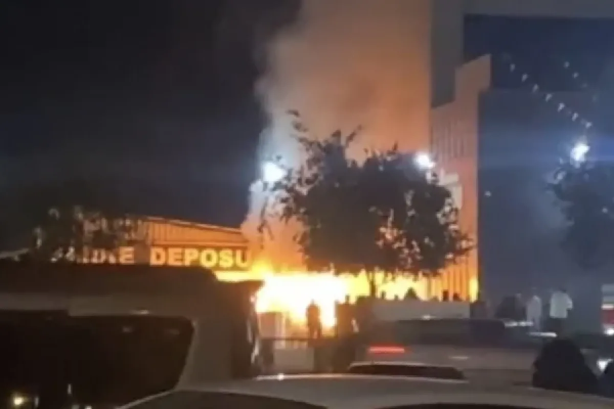 İnegöl'de iş yeri yangını