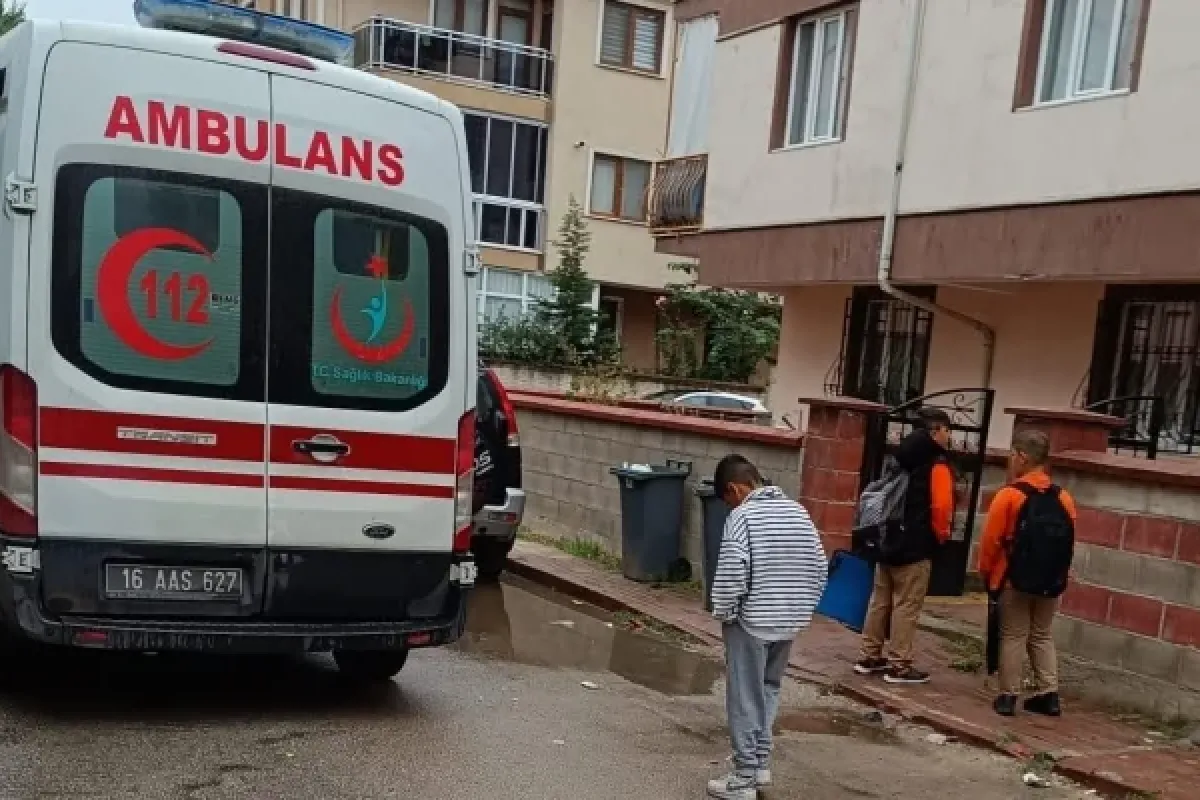 İnegöl'de bunalıma giren genç yaşamına son verdi