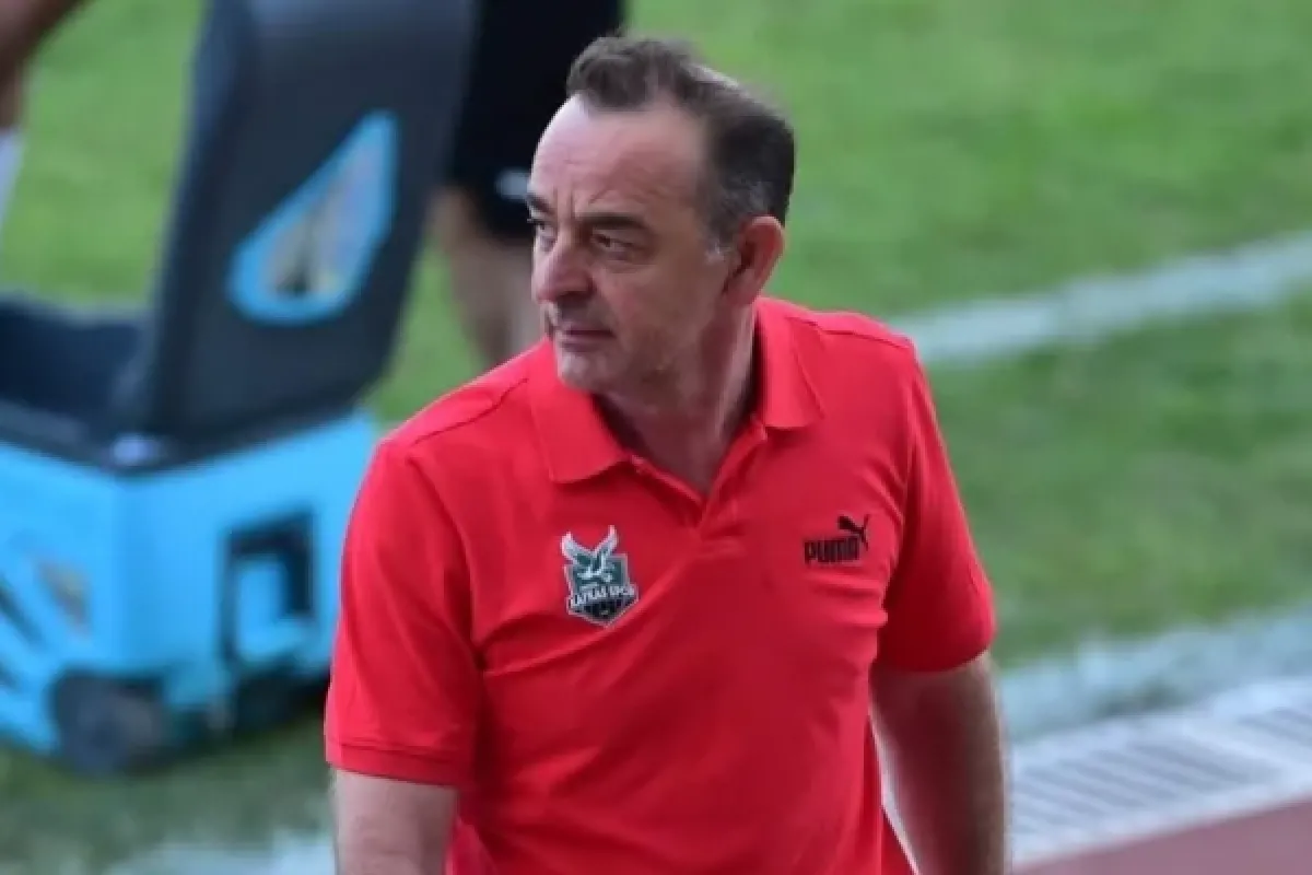Kafkasspor'da hoca ile yollar ayrıldı