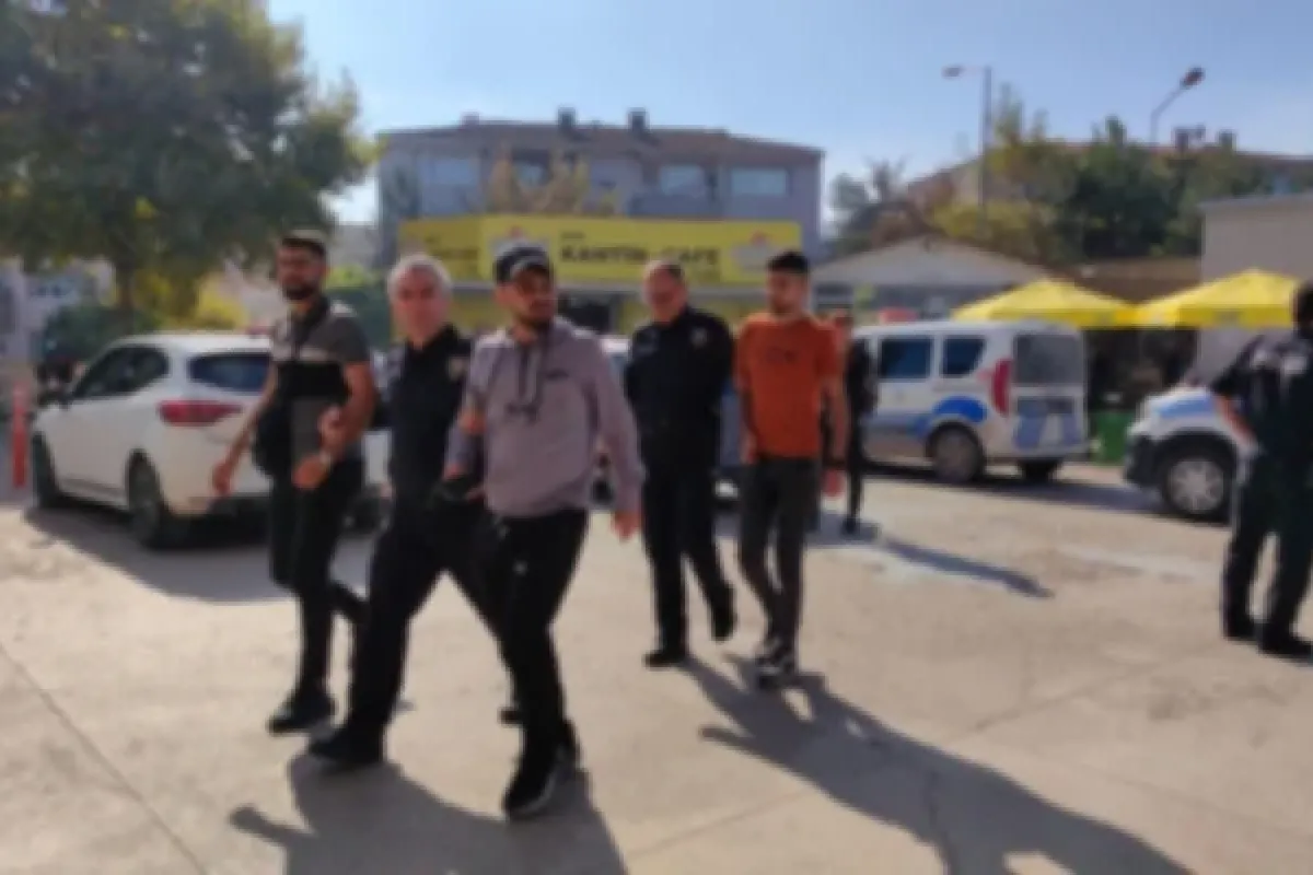 Yolcu otobüsünde yakalandılar!