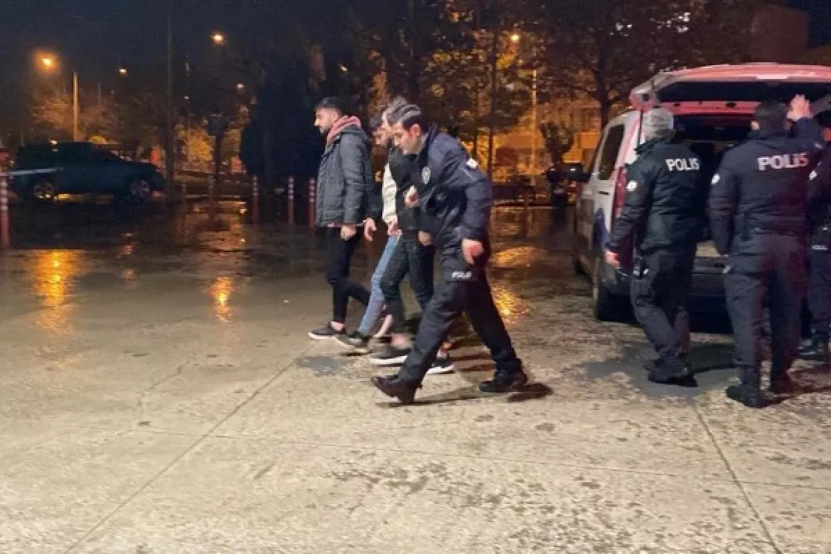 Kaçak göçmenler yakalandı