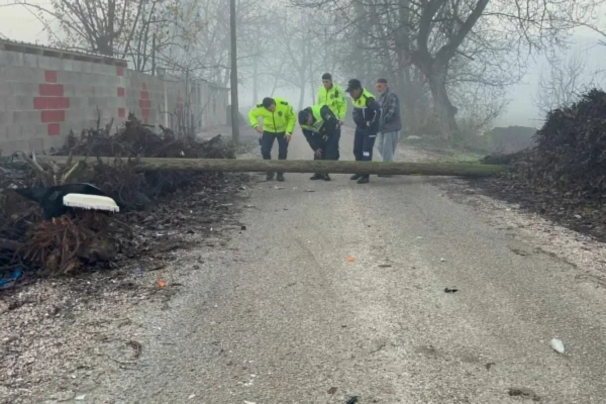 Motosiklet sürücüsü hastanelik oldu