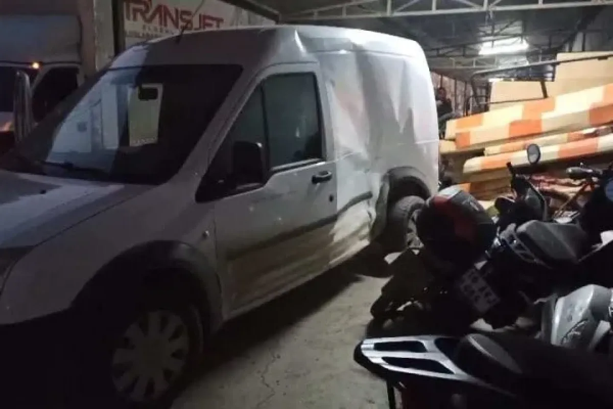 Kaza sonrası ortalık savaş alanına döndü