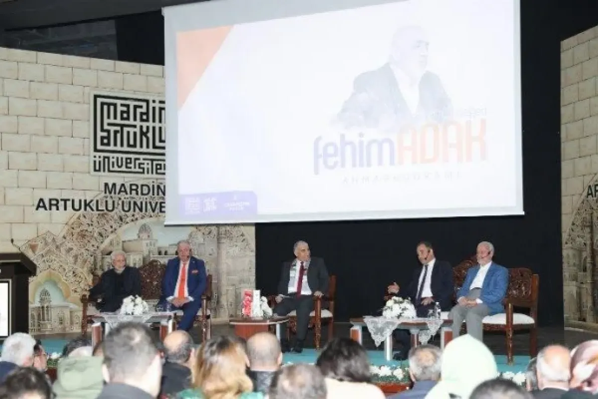 Mardin'de eski bakanlardan Fehim Adak için anma programı düzenlendi