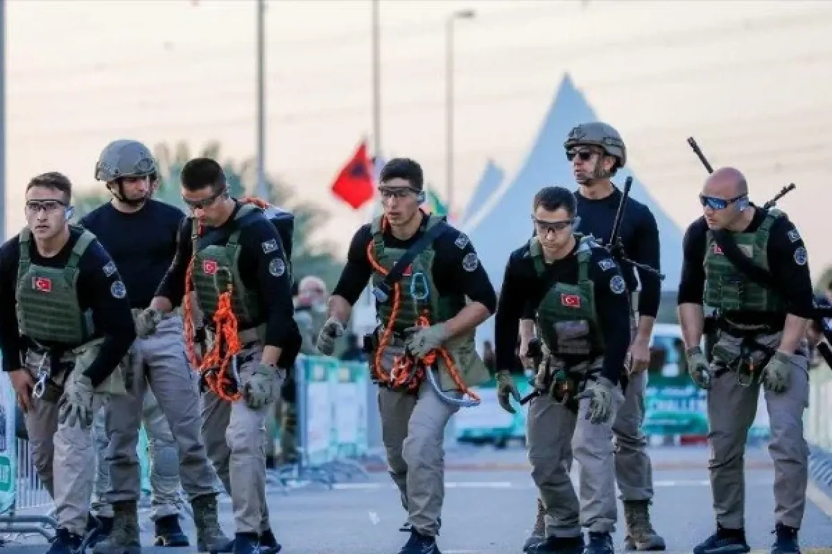 Türk Özel Harekat Polisi yine gururlandırdı