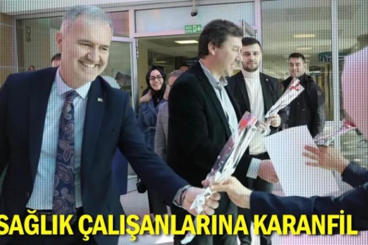 Sağlık çalışanlarına karanfil