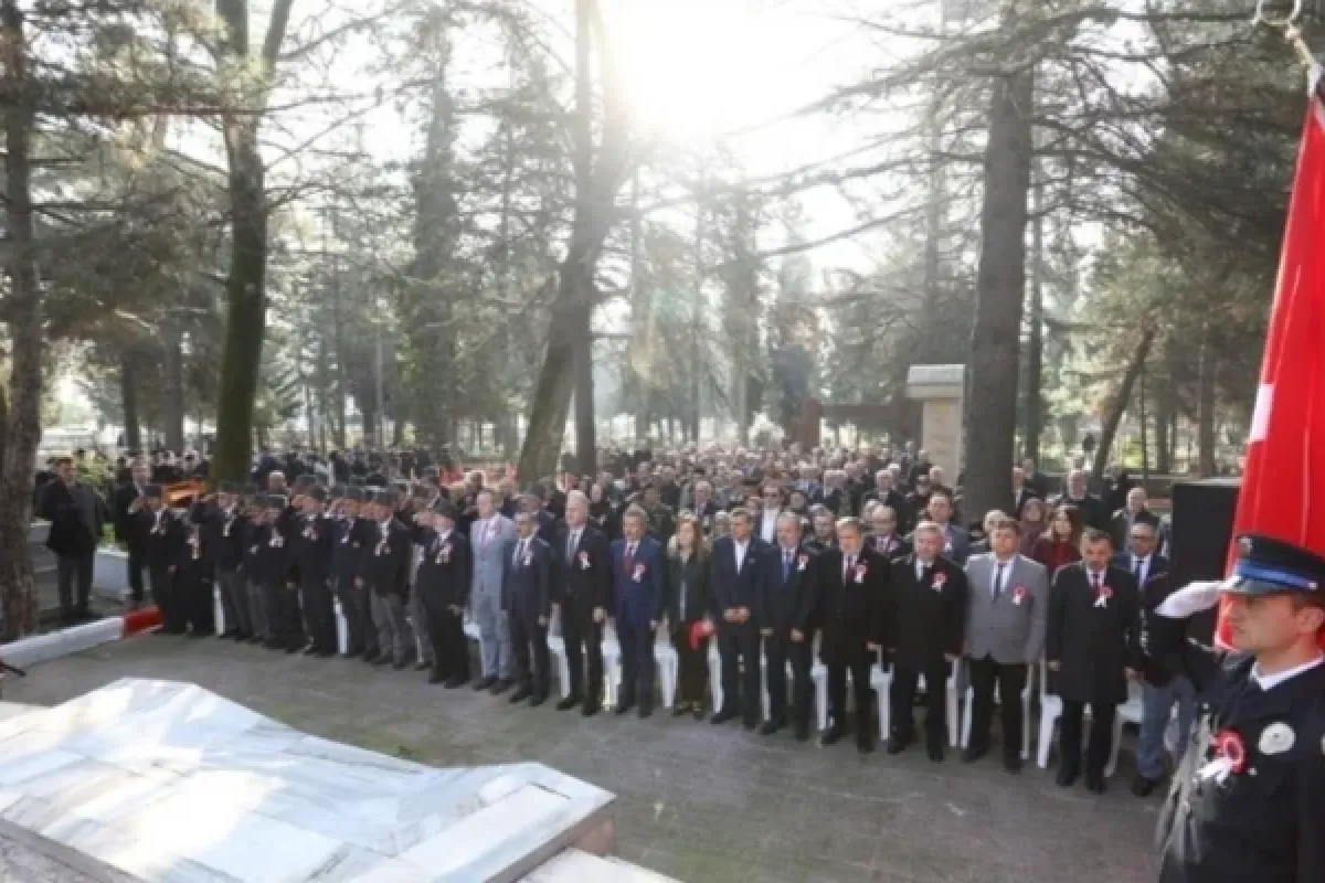 Çanakkale Zaferinin 109. Yılında Şehitlerimiz Törenlerle Anıldı