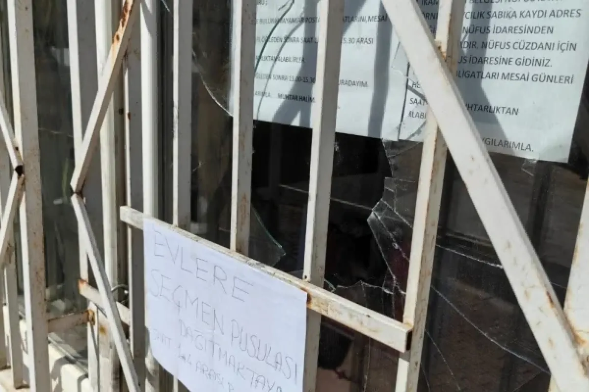 Muhtarlık binasına saldırı