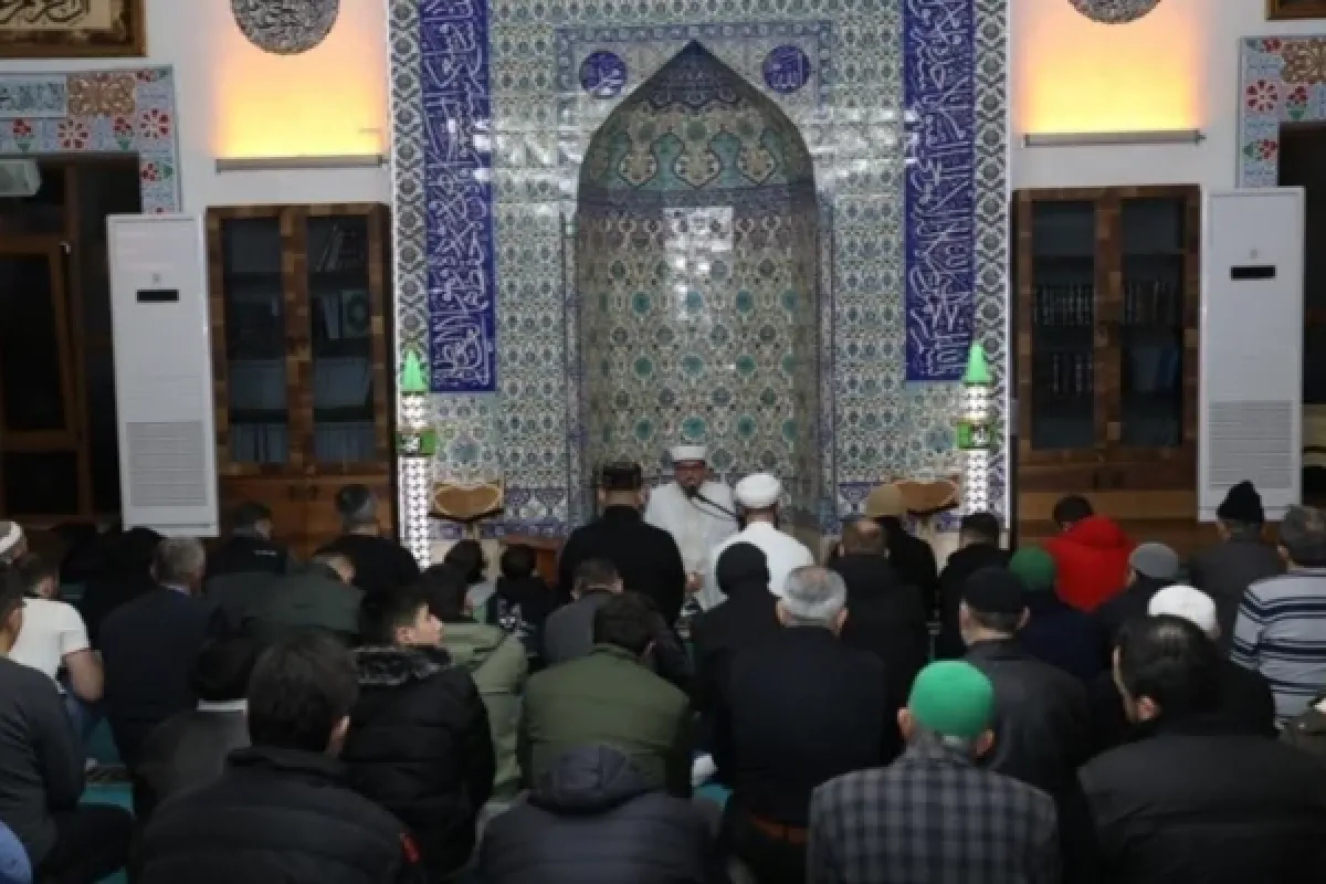 Hafız Abdurrahman Bozan İnegöllülerle Buluştu