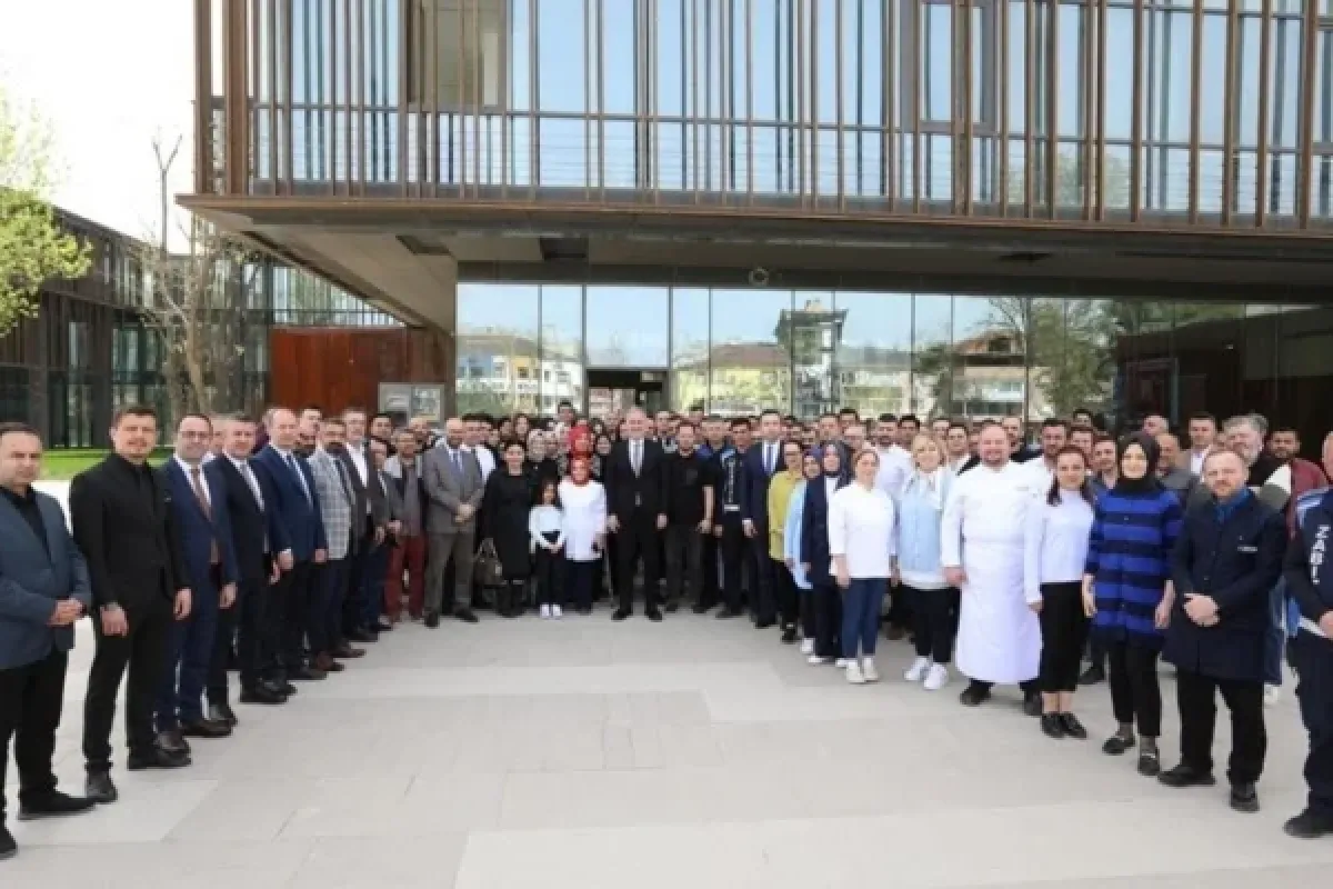 Personel Başkan Taban’ı Çiçeklerle Karşıladı
