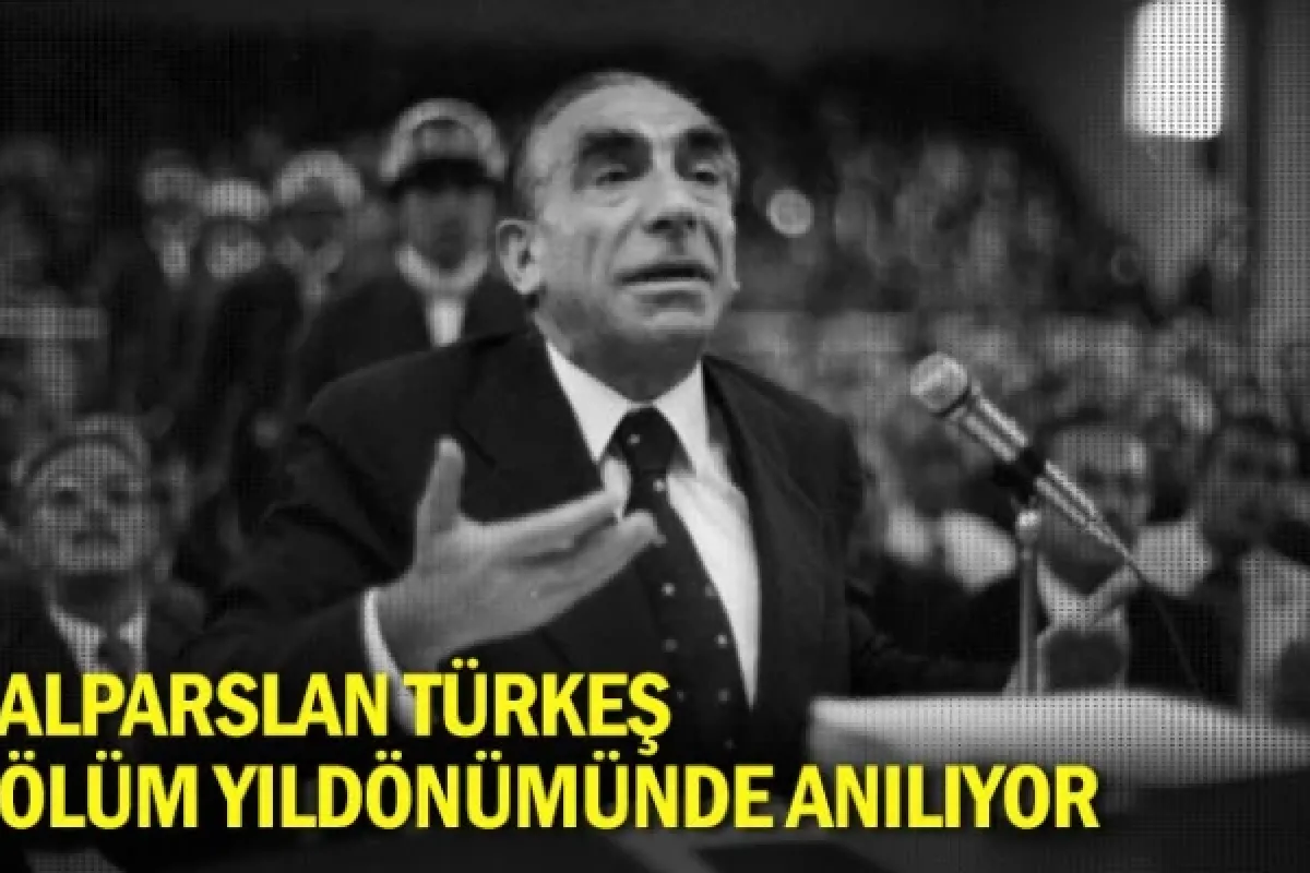 Alparslan Türkeş ölüm yıldönümünde anılıyor